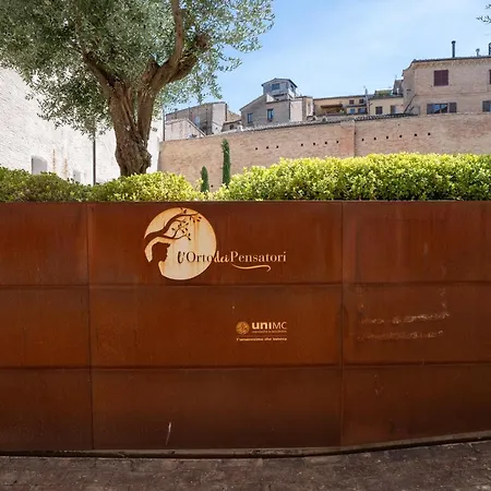 Domus Illuminati Centro Storico Macerata