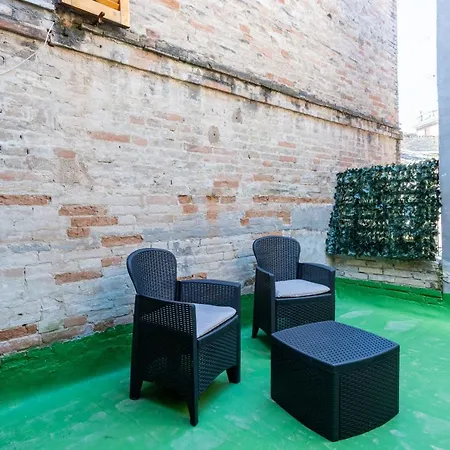 Domus Illuminati Centro Storico Macerata Apartmán